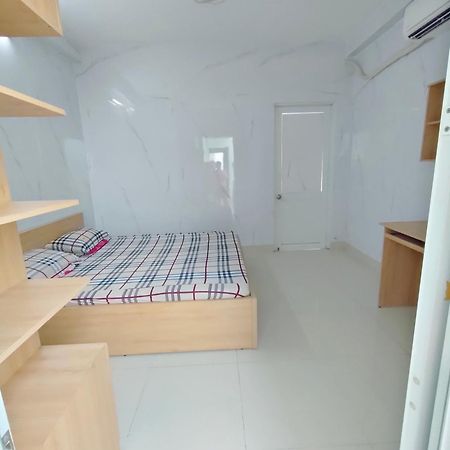 Natural House Hostel Хошимін Екстер'єр фото